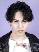 ツイストスパイラルパーマセンターパートツーブロックコンマ韓国