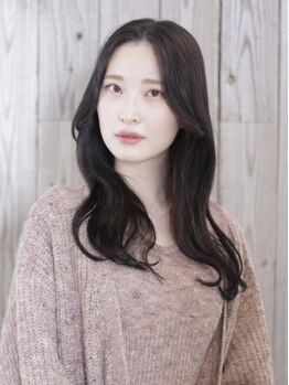フィールエー 南吉成店(feel.a)の写真/パーマでイメチェンがオススメ!"大人可愛いふんわり感"で女性らしさUP☆朝のスタイリングも楽々キマる!