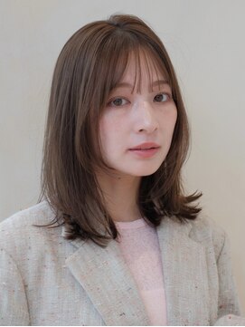 ザック ヴィ(ZACC  vie) ミディアムヘア/ミディアムレイヤー/オリーブベージュ