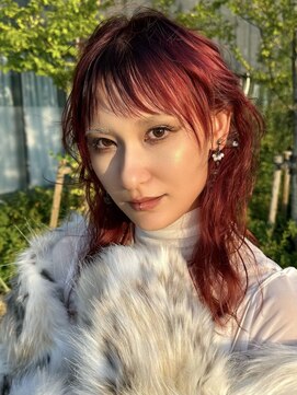 ピークアブー 原宿ハラカド(PEEK-A-BOO) シースルーオン眉暖色系赤レッドブラウンフェイスレイヤー前髪