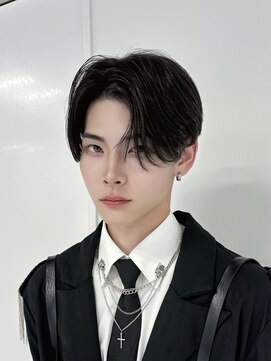 ナレ(NARE) 【chinami】ENHYPENニキ風センターパート/前下がり