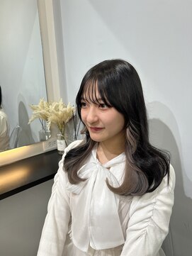 インナーグレージュ