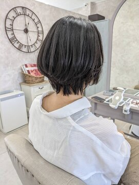 ガーデン バイ イル(GARDEN by illu Co.Ltd) 手入れも簡単◎収まる髪質改善ストレート【ビフォー&アフター】