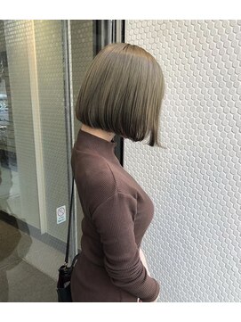 エル(EL by green) ［Kotaro］オリーブカラー×フレンチボブ