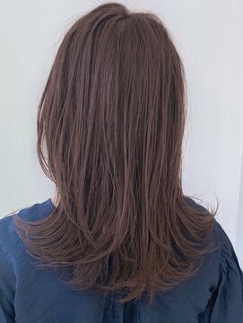 ゴーズゴードットビー 吉祥寺(go s go .b) まろやかヌーディピンクの外はねミディアム【吉祥寺】