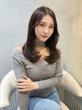 グロー 大宮(GLROW) □ 韓国大宮顔周りレイヤーカットシースルーバングワンホンヘア