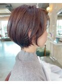 丸みシルエット/丸みショート/ミニボブ/ショートヘア/上品/小顔