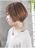 ショートボブ