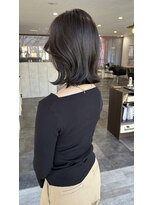 リズム(lysm)&nbsp;切りっぱなしボブ × ダークグレージュ