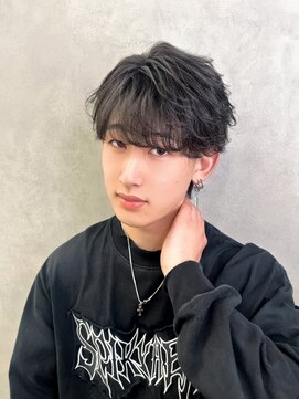 ジーナ 天神(Zina) シースルーフェザーショート