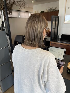 オリガミ 北佐古(ORIGAMI) ミルクティーベージュ×切りっぱなしボブ