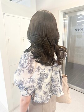 エトレ(etore) 透明感グレージュ/ゆるふわレイヤー/カール