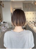 シンプルだけど差がつく♪裾ブリーチボブ【高田】