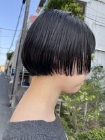 ロッソサンテ(rosso sante)&nbsp;ミニマルなハンサムボブ