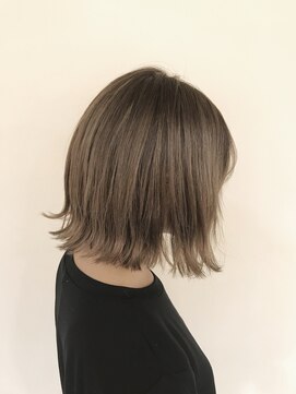 クイントネオリーブ 自由が丘正面口店(quint:neolive) 【neolive quint 自由が丘】岩崎裕貴 Neolive スタイル