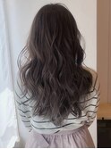 ホワイトグレージュ×グラデーションカラー