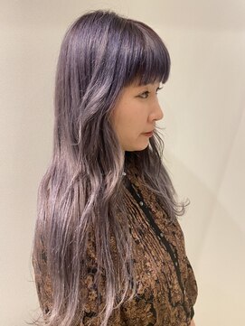 プルースラウンジ(Plus Lounge) 大人ストレートロング前髪あり30代40代