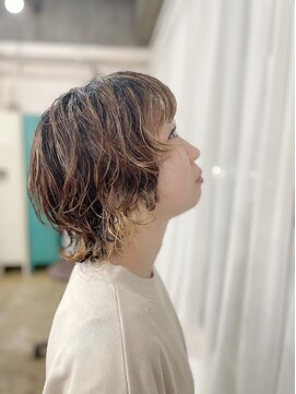 アルニコ エム 松戸駅前(ALNICO .. M) おしゃれ♪ブリーチパーマ