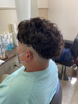コアフィールフィス(COIFFURE fils) 《見附 今町》メンズ M3Dプードルパーマ