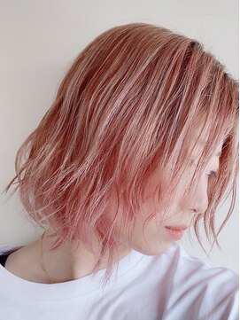 ザヘアメイクシェア(THE -HAIR MAKE SHARE-) サーモンピンク×レイヤースタイル