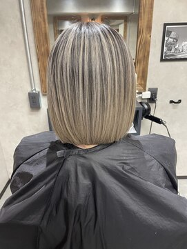 サニー 渋谷(SUNNY) バレイヤージュ、ハイライト、レイヤーロング、グレーベージュ