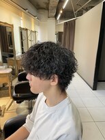 アイズ 海老名(AIZU)&nbsp;波巻きパーマ　ツイストスパイラルパーマ　ウルフパーマ　眉毛