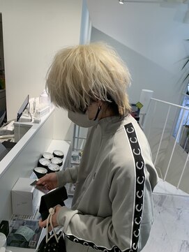 アントワープヘアー 知多半田駅前店(Antwerp hair) メンズマッシュウルフ　抜きっぱなしアウターカラー