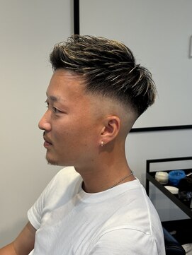 ヴィ 大宮(Vii) フェード/メンズ/大宮/ツイスパ/波巻きパーマ