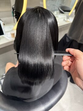 ロンドウル 熊本(Lond ulu) レイヤーカット/韓国/髪質改善/縮毛矯正/シースルーバング/