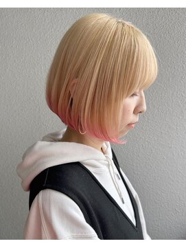 レリー バイ アルティナ 川越店(Lelie by artina) エンドカラー_ホワイトブロンド_毛先カラーピンク