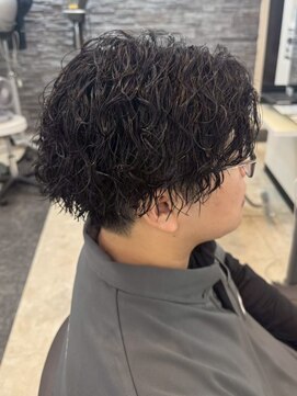 ガーデン 西川田店(garden) 宇都宮men'sメンズパーマツイストパーマ波巻きパーマ落とし眉毛