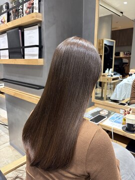 アイニティ(Inity) ツヤ感たっぷり♪暖色系ロングストレート