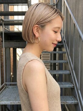 ローウェル(Rowel) ハイトーンボブ/ブリーチ/ミルクティー