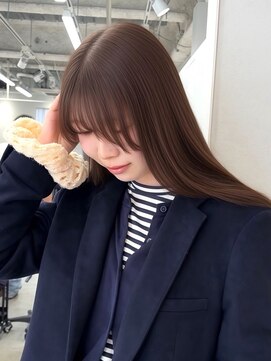 ロイオブジゼル(roi of GiseL) レイヤー 顔周りカット 前髪 赤み消しカラー ブラウン 髪質改善