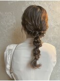 【シンプル編み下ろしヘアアアレンジ】シニヨンリボンシニヨン