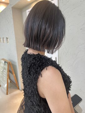 カモン(CAMON) 縮毛矯正で髪質改善しても巻けるボブ
