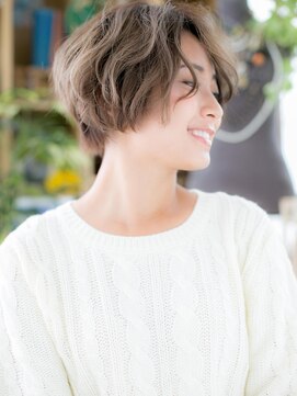 カバーヘア ブリス 上尾西口店(COVER HAIR bliss) 好感！前下がりレイヤーショートボブパーマa