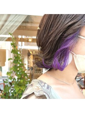 マウロア(MAULOA) “インナーカラー×パープルグレージュ　ボブ”中西英美子