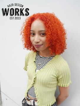 ワークス ヘアデザイン(WORKS HAIR DESIGN) オレンジカラースパイラルパーマカット