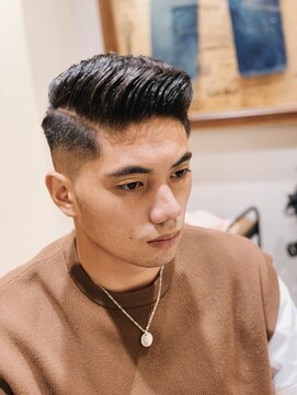 フォーコーナーズカットショップフェイビーズ 名古屋西(FourCornersCutShop favey's) サイドパート