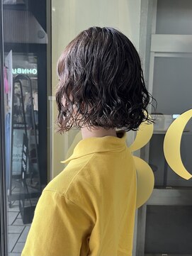 アクアオモテサンドウ(ACQUA omotesando) △大人可愛いコテ巻き風ボブパーマミディアムパーマベージュ