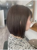 【ボブ】【切りっぱなし】前下がりボブ