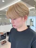 原宿メンズブリーチカラーセンターパートミルクティーベージュ