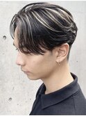 ハイライトカラー刈り上げセンターパート前髪長いメンズヘア