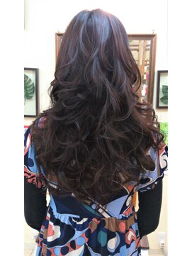 サントロペ(SAINT-TROPEZ) ロングパーマ