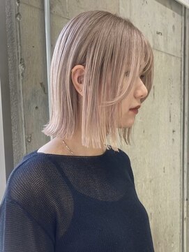 サンクマーケット 渋谷(cinq MARKET) 渋谷ブリーチカラータッセルボブ顔周りレイヤー切りっぱなしボブ