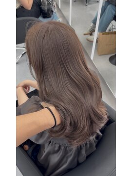 アルドーレフィエロ シンサイバシ(Ardore fiero shinsaibashi) ブリーチなしでできるシアーグレージュ♪10代20代30代