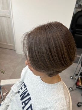 アルトル 池袋(altru) ホワイトグレージュ/ミニウルフ/チェリーブラウン