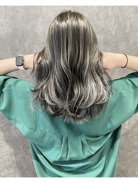 アミ(Ammi) ◆ダブルカラー/レイヤー/イルミナカラー/髪質改善/縮毛矯正