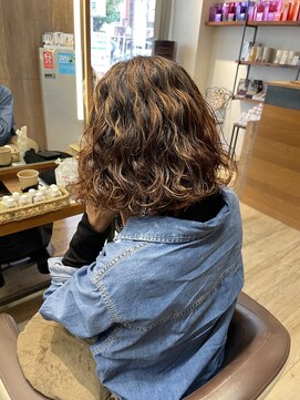 ローグ(Logue) 乾かすだけでキマるゆるふわボブパーマ